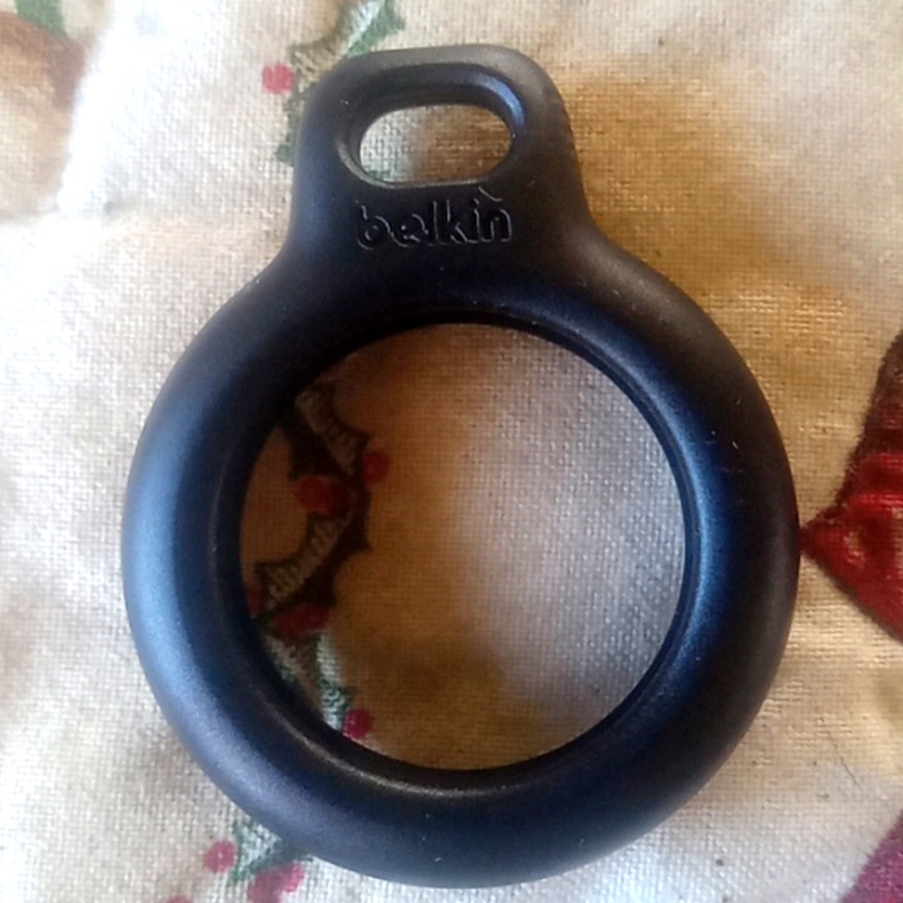 Belkin Airtag case